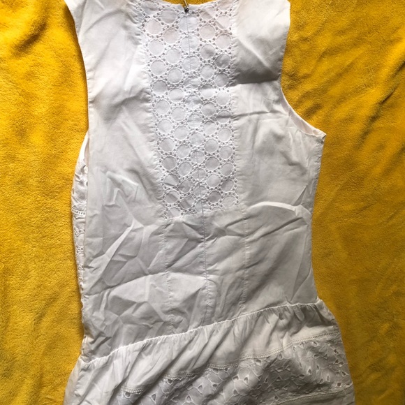 Dress - Picture 4 of 4